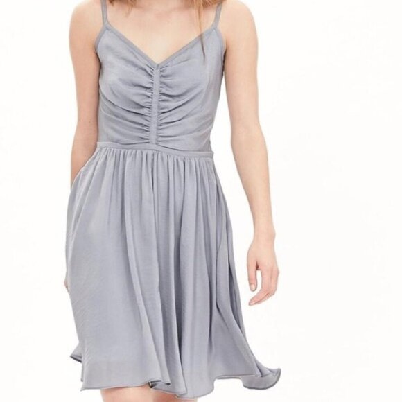 NWT Banana Republic Shirred Dress, Blue Cloud, Size 6 - Picture 1 of 10